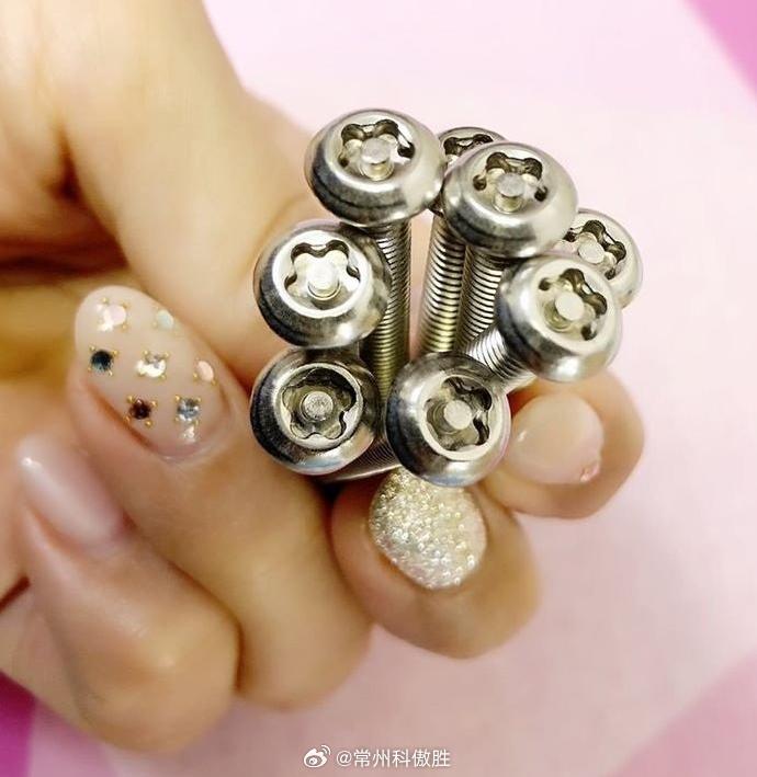 005GMr3cgy1i0a9mm34ukj30j60jpab3.jpg